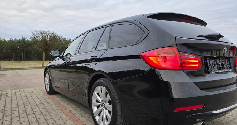 BMW Seria 3 cena 37900 przebieg: 240000, rok produkcji 2013 z Hajnówka małe 172